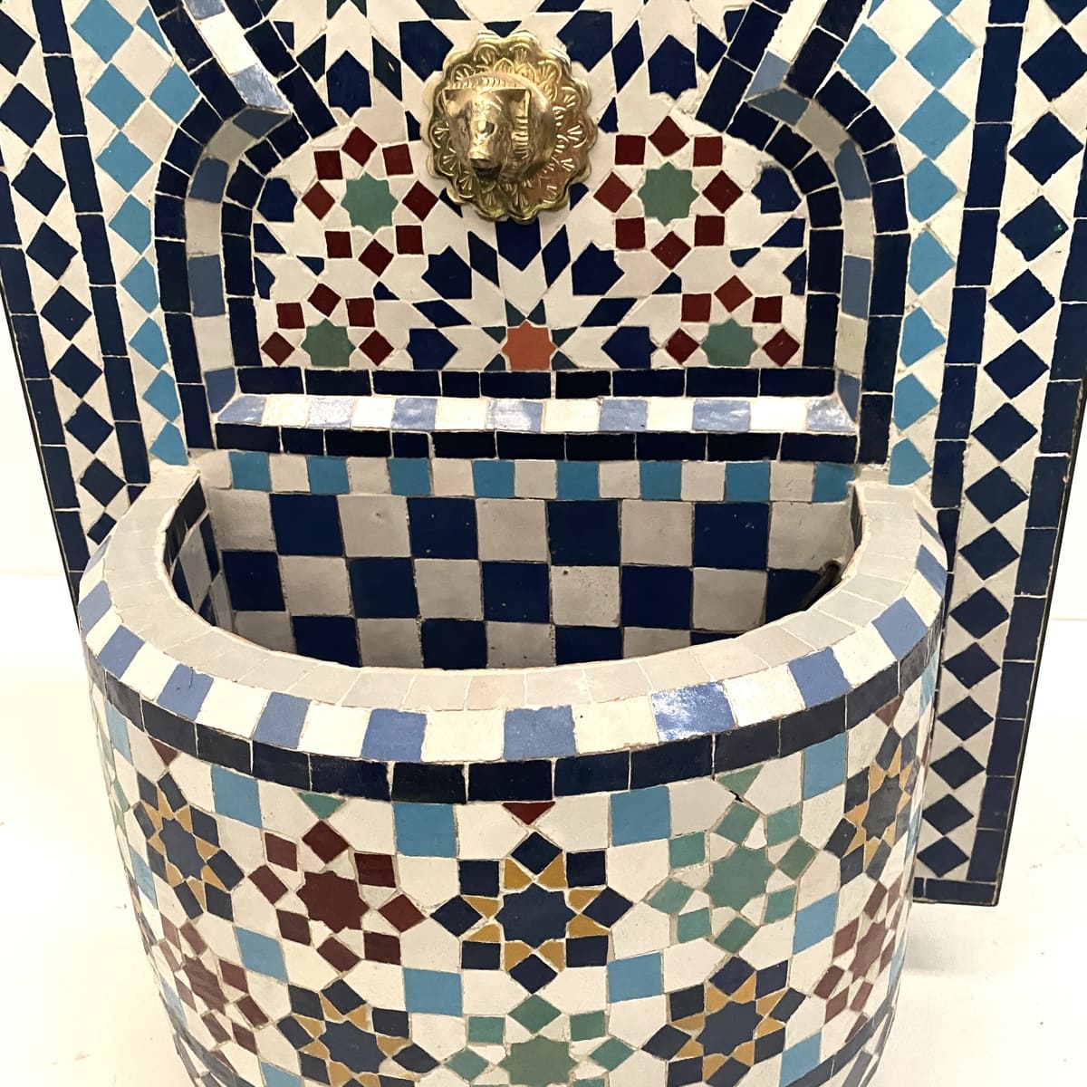 Fonte Árabe em Azulejo Multicolor Esculpido à Mão 90x50