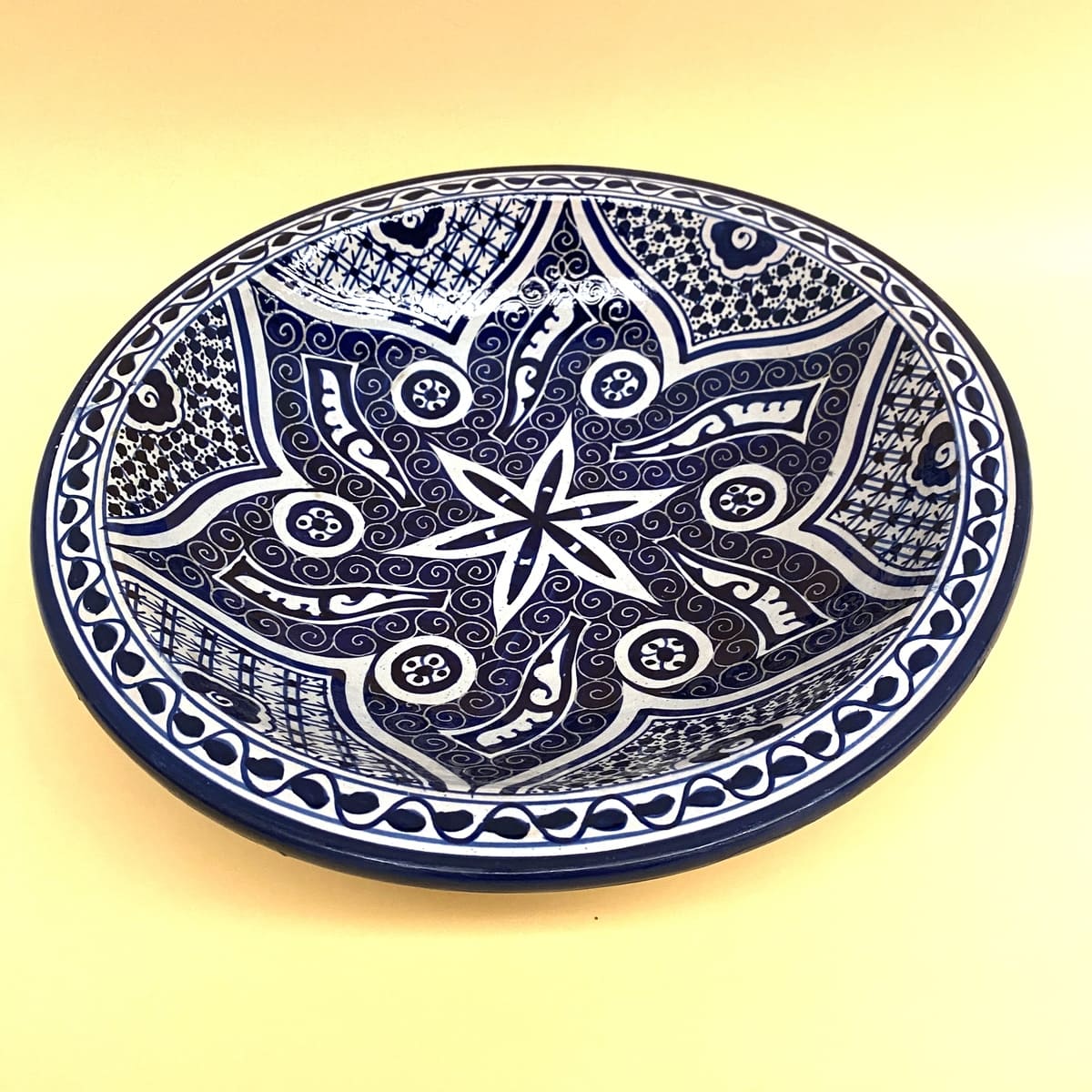 Prato de cerâmica árabe azul e branco 40cm
