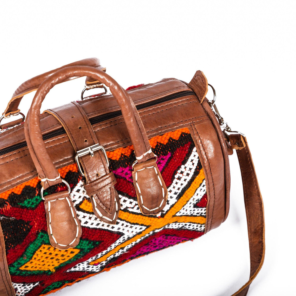 Bolso marroquí de cuero con kilim
