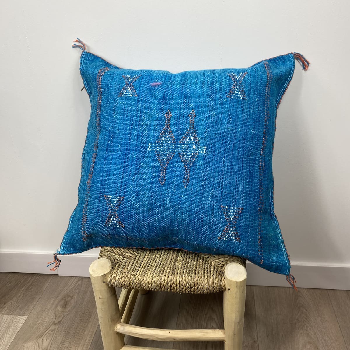 cojín seda cactus azul océano artesanía