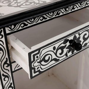 Mesita de noche árabe blanca y negra pintada a mano