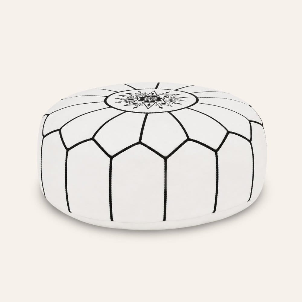 puff marroquí cuero blanco detalle